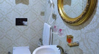 هتل گالاتاور