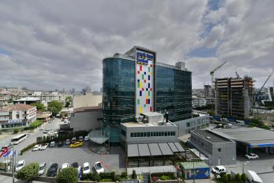 پارک این بای رادیسون استانبول آتاتورک ایرپورت