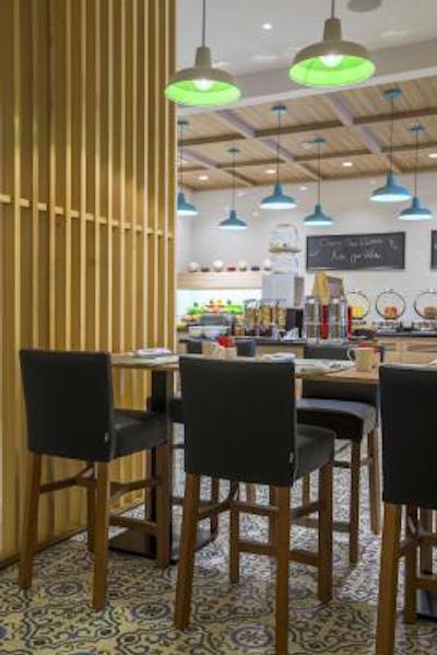 پارک این بای رادیسون استانبول آتاتورک ایرپورت