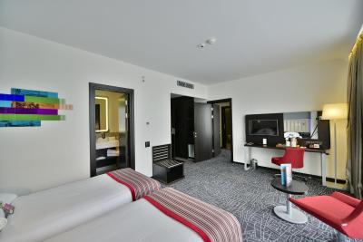 پارک این بای رادیسون استانبول آتاتورک ایرپورت