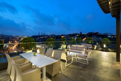 دابل تری بای هیلتون استانبول پیاله پاشا