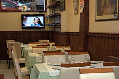 مهمت بی هتل