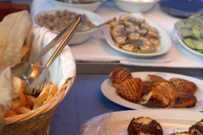 مهمت بی هتل