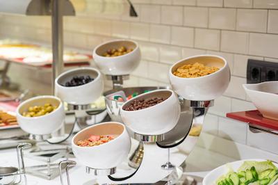 هتل فاوری نیشان تاشی