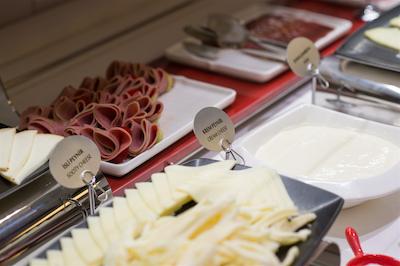 هتل فاوری نیشان تاشی