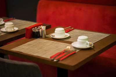 هتل فاوری نیشان تاشی