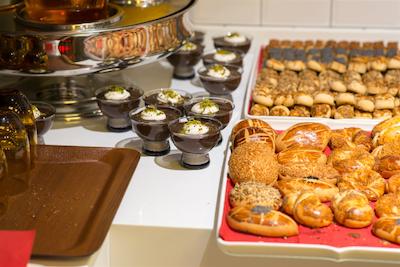 هتل فاوری نیشان تاشی