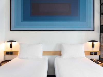 آیبیس وان سنترال