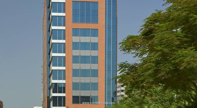 حیات پلیس دبی بنی یاس اسکوئر