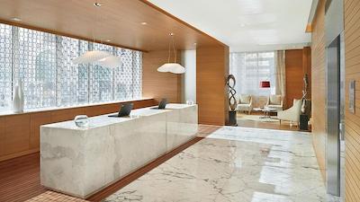 حیات پلیس دبی بنی یاس اسکوئر