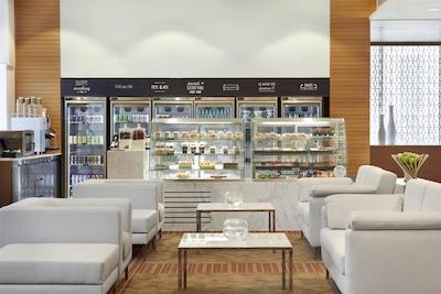 حیات پلیس دبی بنی یاس اسکوئر