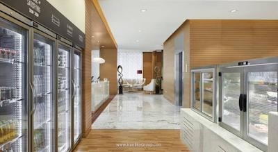 حیات پلیس دبی بنی یاس اسکوئر