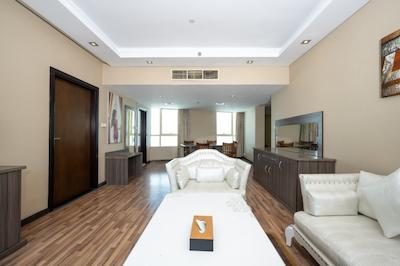 پیرل سوییس هتل