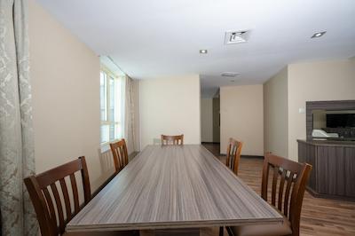 پیرل سوییس هتل