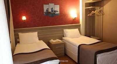 دستینو پارک هتل