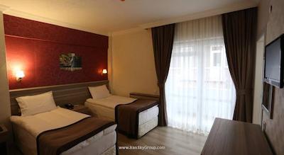 دستینو پارک هتل