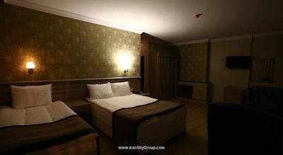 دستینو پارک هتل