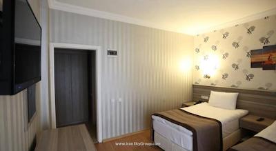 دستینو پارک هتل