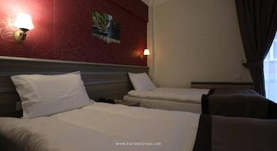 دستینو پارک هتل