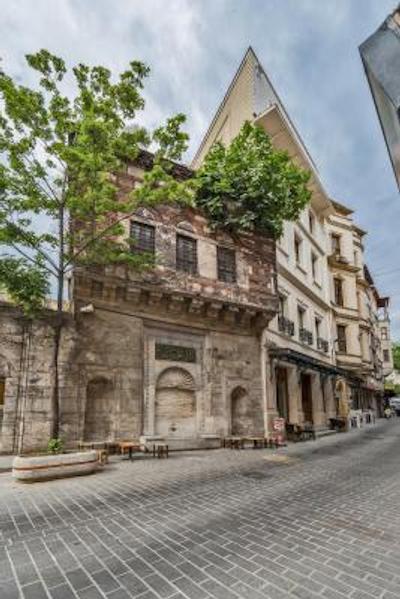 آدا کاراکوی هتل-اسپشیال کتگوری