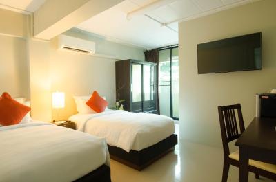 اننکس لومپینی بانکوک