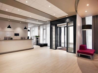 اپرتهتل ادگیو عکس مونچن سیتی الیمپیپرک