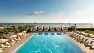 کراون پلازا استانبول فلوریا