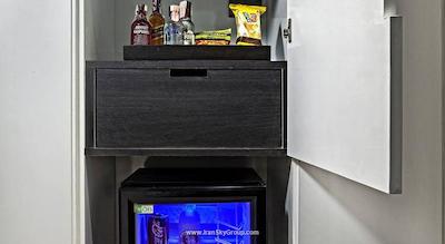 گللریا 12 سوخومویت بانکوک بای کمپس هسپیتلیتی