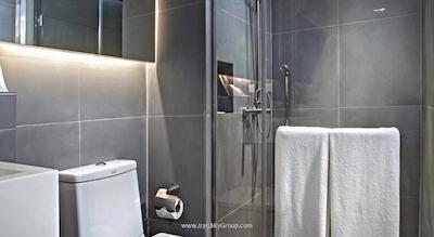 گللریا 12 سوخومویت بانکوک بای کمپس هسپیتلیتی