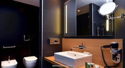 هیلتون گردن این میلان نورث