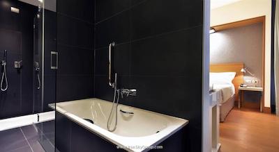 هیلتون گردن این میلان نورث