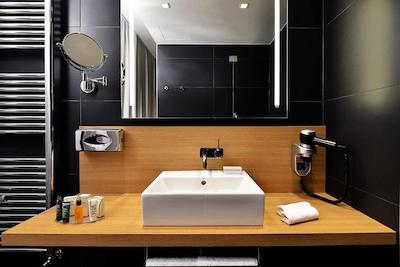 هیلتون گردن این میلان نورث