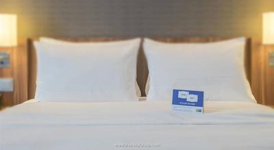 هالیدی این اکسپرس دوسلدورف سیتی