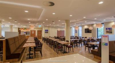 هالیدی این اکسپرس دوسلدورف سیتی