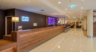 هالیدی این اکسپرس دوسلدورف سیتی