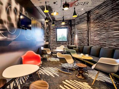 آیبیس مسکو داینامو