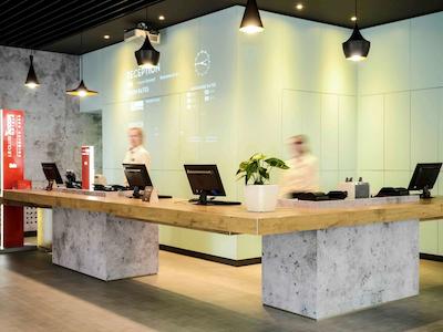 آیبیس مسکو داینامو