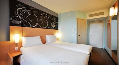 آیبیس مسکو داینامو