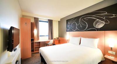 آیبیس مسکو داینامو