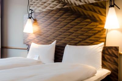 ایبیس مونچن سیتی ارنولفپرک