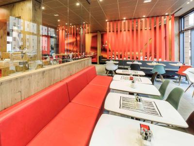 ایبیس مونچن سیتی ارنولفپرک