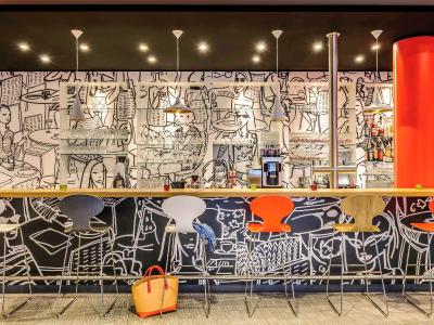 ایبیس مونچن سیتی ارنولفپرک