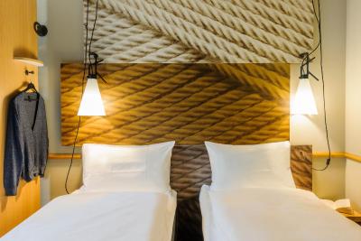 ایبیس مونچن سیتی ارنولفپرک