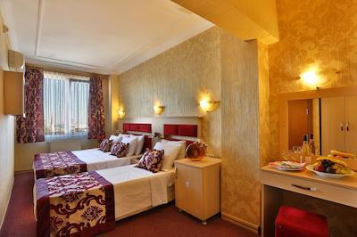 مالابادی بیازیت هتل