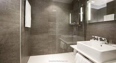 مرکور وین فرست