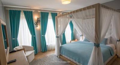 ناین استانبول هتل