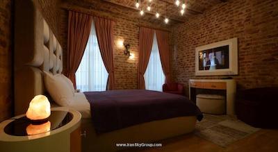 ناین استانبول هتل