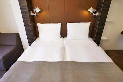 پرمیر کلاس دوسلدورف سیتی