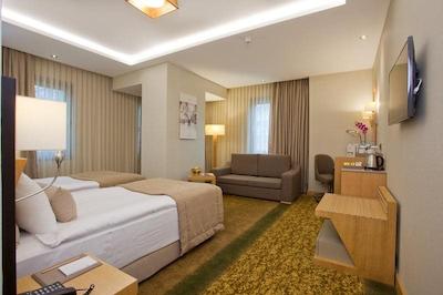 پارما هتل تکسیم