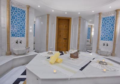 پارما هتل تکسیم